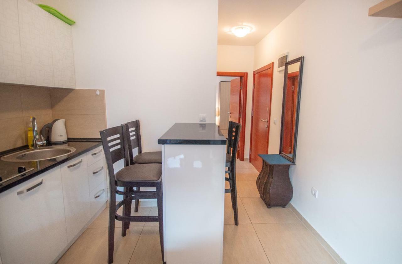 Apartment San Marco Risan Eksteriør bilde